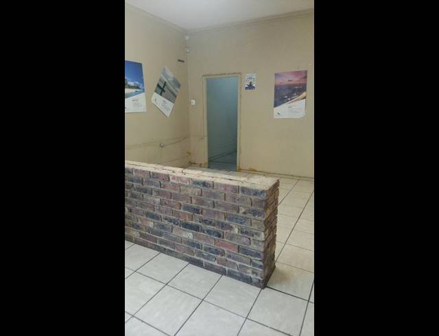 BUSINESS PROPERTY TO RENT IN KENSINGTON